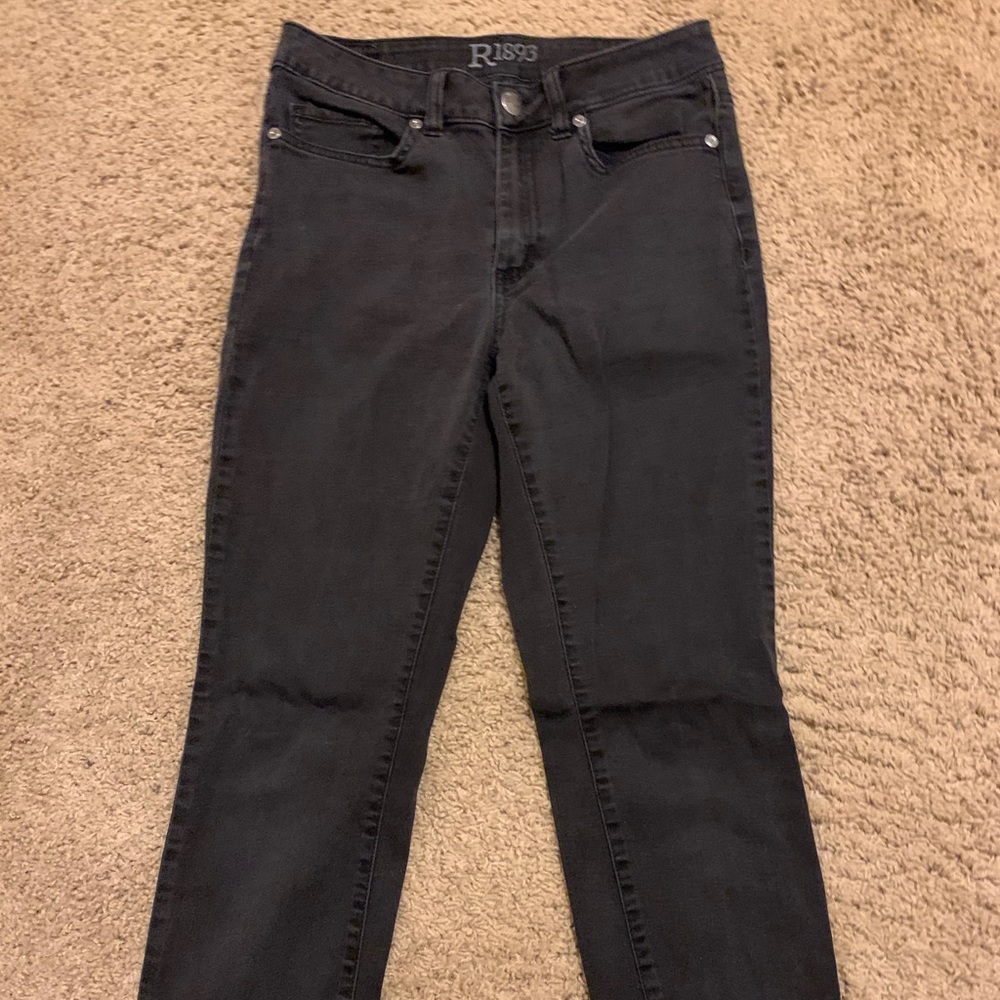 Black skinny jeans